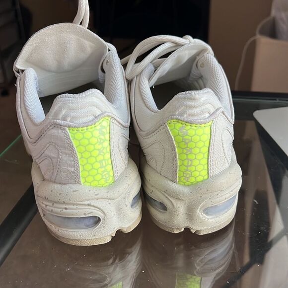 Pre Owned Nike Air Max Tailwind IV Sand Color Size 5 - Picture 3 of 6